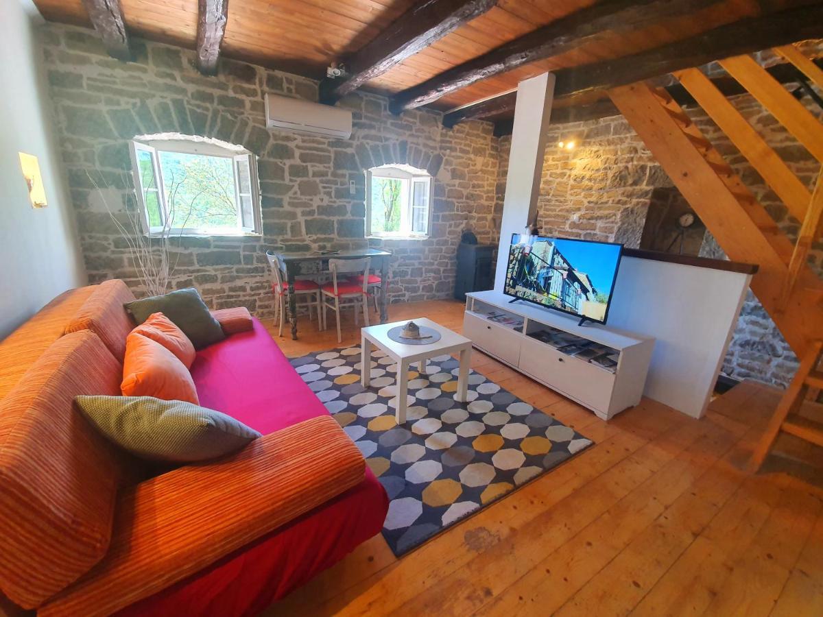 Holiday home Casa Leonarda, Old Authentic Istrian Stone House Near Motovun, Istria