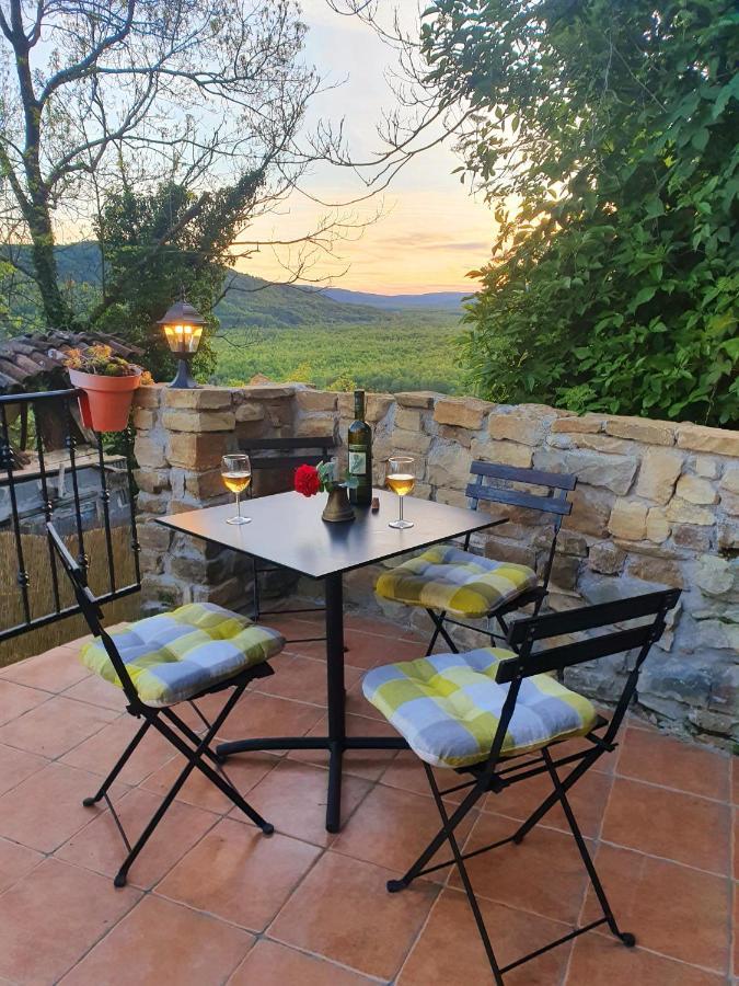 Casa Leonarda, Old Authentic Istrian Stone House Near Motovun, Istria Holiday home
