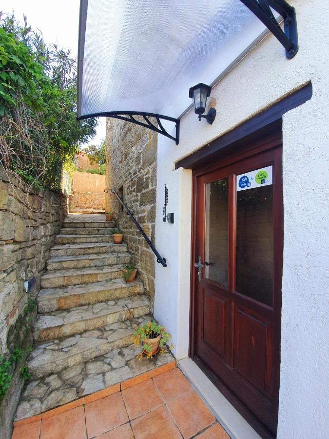 Holiday home Casa Leonarda, Old Authentic Istrian Stone House Near Motovun, Istria Zamask